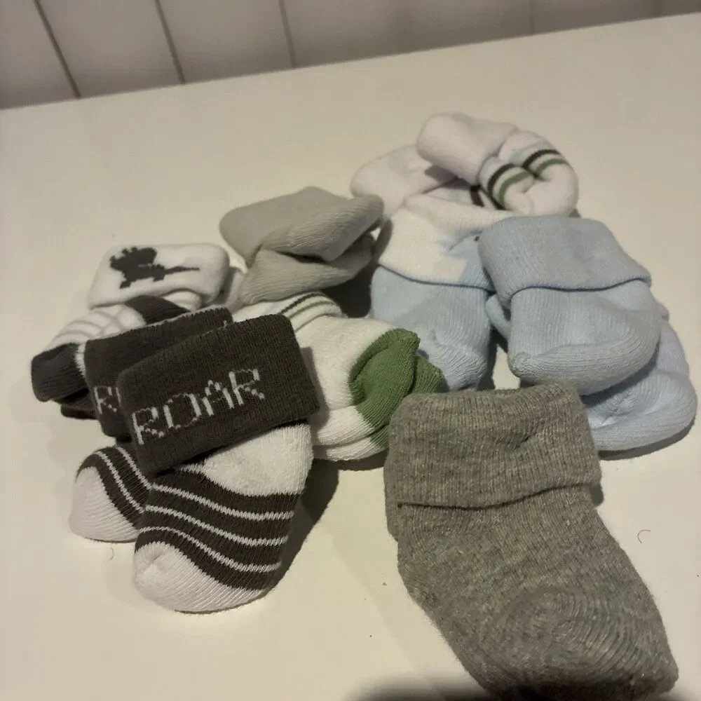 Infant Boy Socks Bundles- 8 Pairs/Gray, Stripes, Dino & ROAR Designs